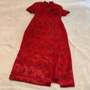 Oriental Style Red Dragons and Flowers Dress